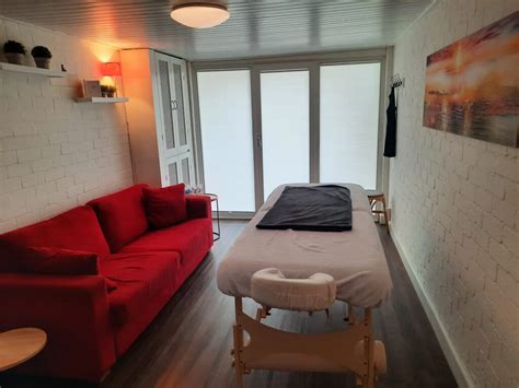 Hoevenen Erotik Massage