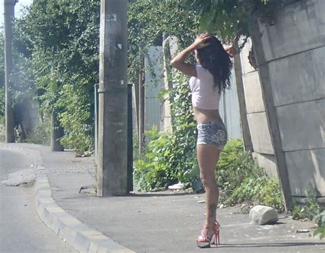 Sanzhi Find A Prostitute