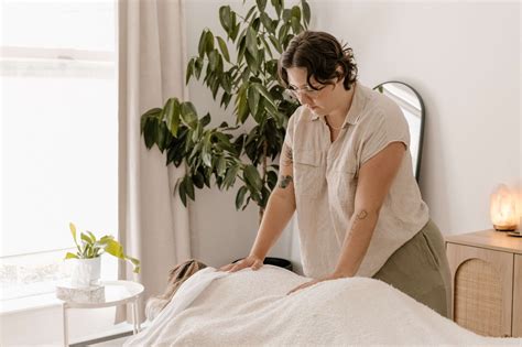 Esquimalt Massage érotique