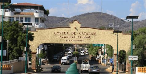 Coyuca De Catalán Prostituta