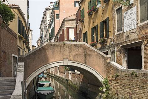 Ponte Prostitute