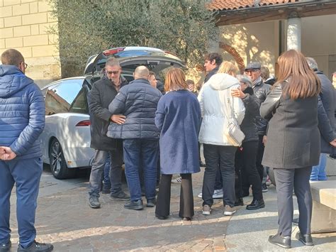 Vedano Al Lambro Prostitute