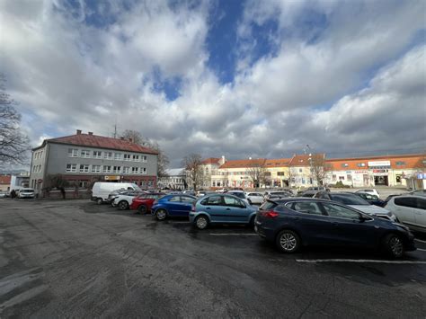 Zlate Moravce Prostitute