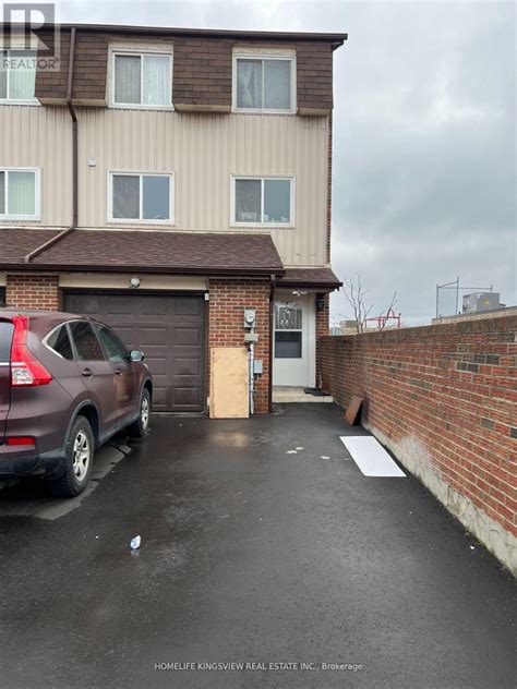 Downsview Roding Cfb Sexual Massage