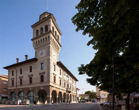 Cervignano Del Friuli Whore