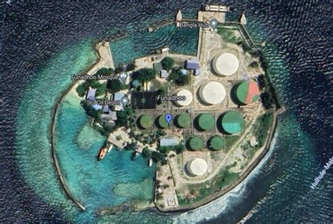 Funadhoo Whore