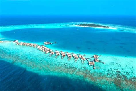Kudahuvadhoo Whore