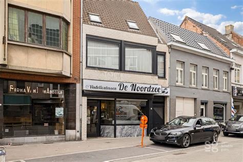 Lokeren Whore