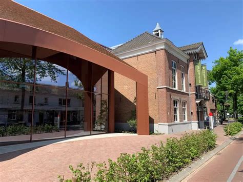 Nuenen Whore